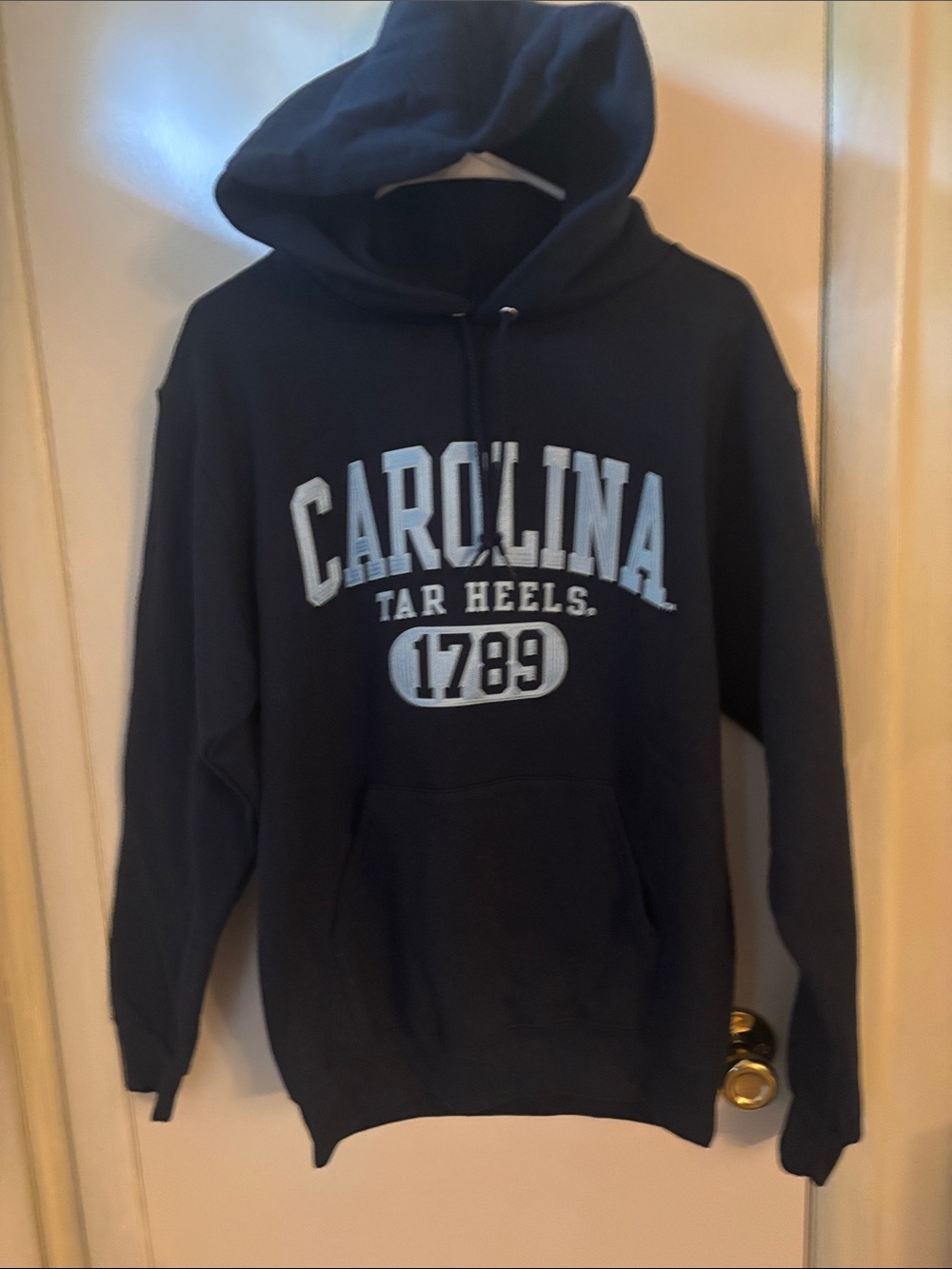 Champion Men’s Navy Carolina Tar Heels 1789 Pullover Hoodie Small